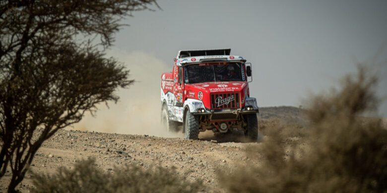 #504 Aleš Loprais, Khalid Alkendi, Petr Pokora – Praga V4S DKR, Instaforex Loprais Team (foto: Magnus Torquato)