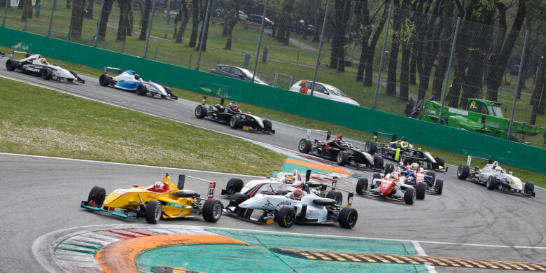 Start formulí Drexler Formula Cupu, Monza (foto: L. Colnago)