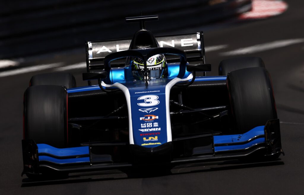 #3 Guanyu Zhou, CHN, UNI-Virtuosi Racing, Sprint 1, FIA F2, GP Monaka 2021