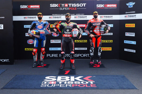 Pódium: vítězný Jonathan Rea (GBR), druhý Scott Redding (GBR) a třetí Toprak Razgatlioglu (TUR)