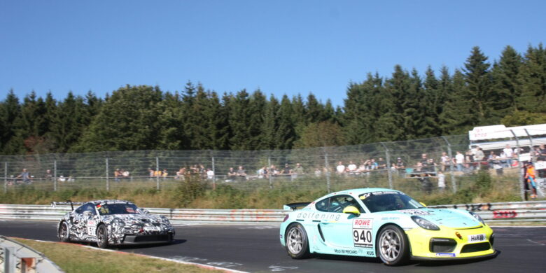 #940 Dolfen Heinz, Schambony John Lee, Porsche Cayman GT4 CS (foto: Roman Klemm)