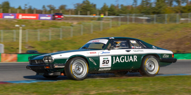 #50 David Bečvář, DBRC, Jaguar XJS, nad 3600ccm, Histo Cup 2021 Brno (foto: Pavel Pustějovský)
