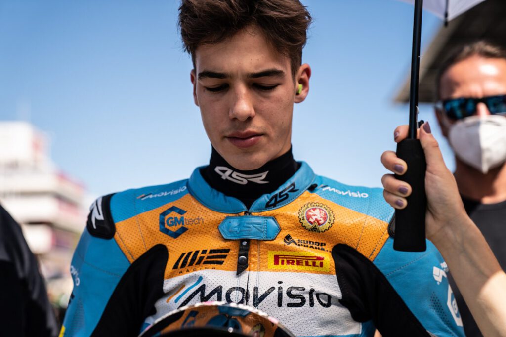 #52 Oliver König