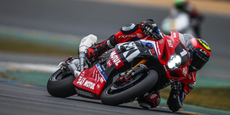 #1 Yoshimura SERT Motul (Black, Simeon, Guintoli), Suzuki GSX- R1000 (foto: David Reygondeau/EWC média)