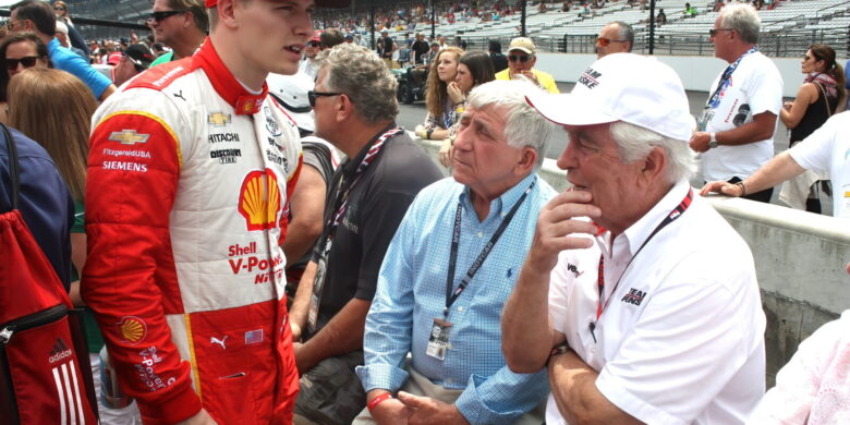 IndyCary Long Beach: Newgarden ve stopách Andrettiho