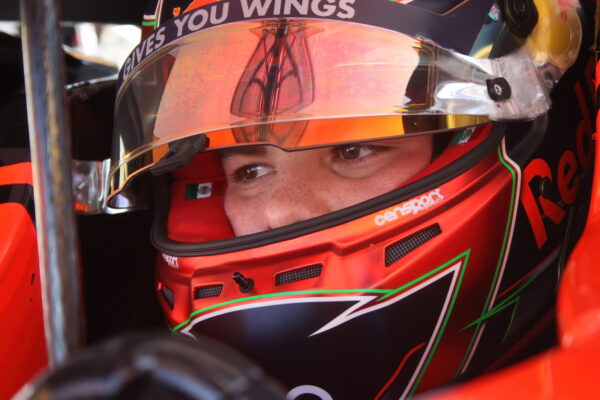 Vítěz Patricio O´Ward, McLaren Dallara