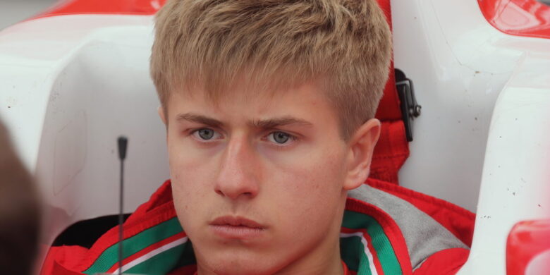 #8 Jüri Vips, ESt, Hitech Grand Prix, FIA Formula 2 Championship (foto: Roman Klemm)