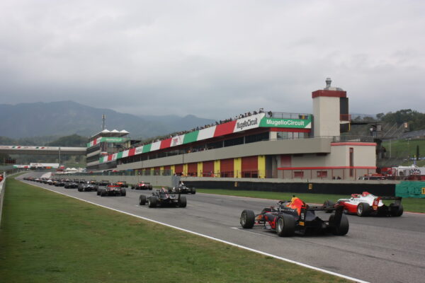 Startovní pole FIA Formula Regional v Mugellu