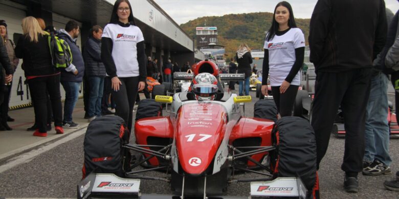 Honza Rieger C8F s podporou F Drive na Carboniacupu v Mostě by VDR