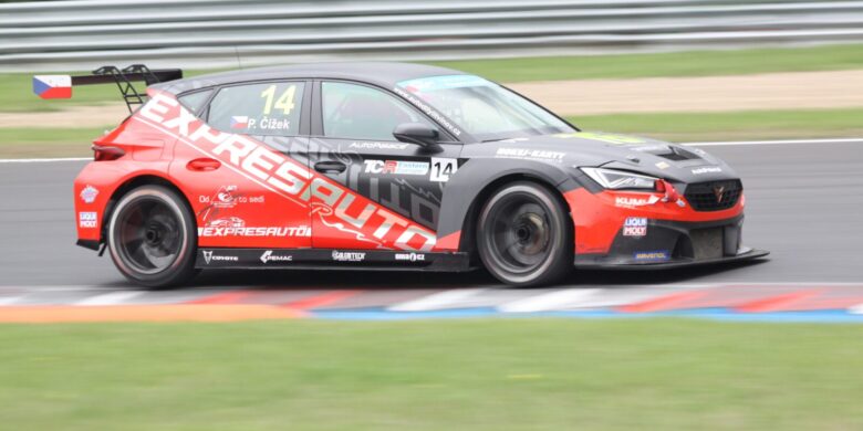 Petr Čížek - Seat TCR - Auto Expres - Eset Cup Series Most 2023 © IracingNews