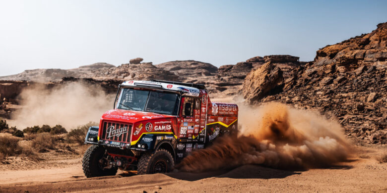 #602 Aleš Loprais, Jiří Stross a Jaroslav Valtr ml. – Praga V4S DKR, Instaforex Loprais Team, Dakar 2024