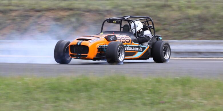 Angel Bratovanov - Caterham - Panattoni Carboniacup automotodrom Brno 2025 © Vláďa Rožánek
