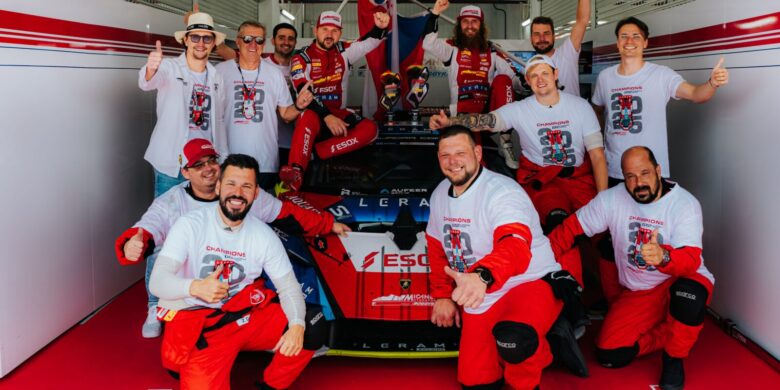 Mičánek Motorsport powered by Buggyra Valencie GT2 foto Buggyra