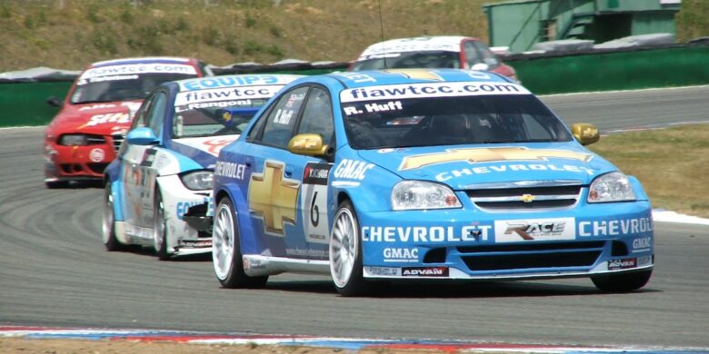 Robert Huff při WTCC v Brně 2007 © Vláďa Rožánek